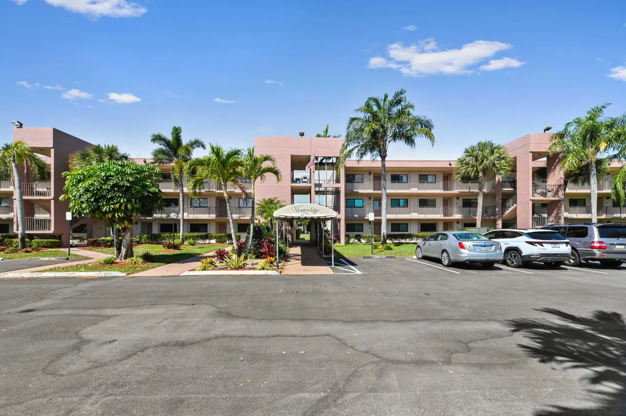 South Florida Real Estate | View 15461 Pembridge Drive, 206 | 2 Beds, 2 Baths