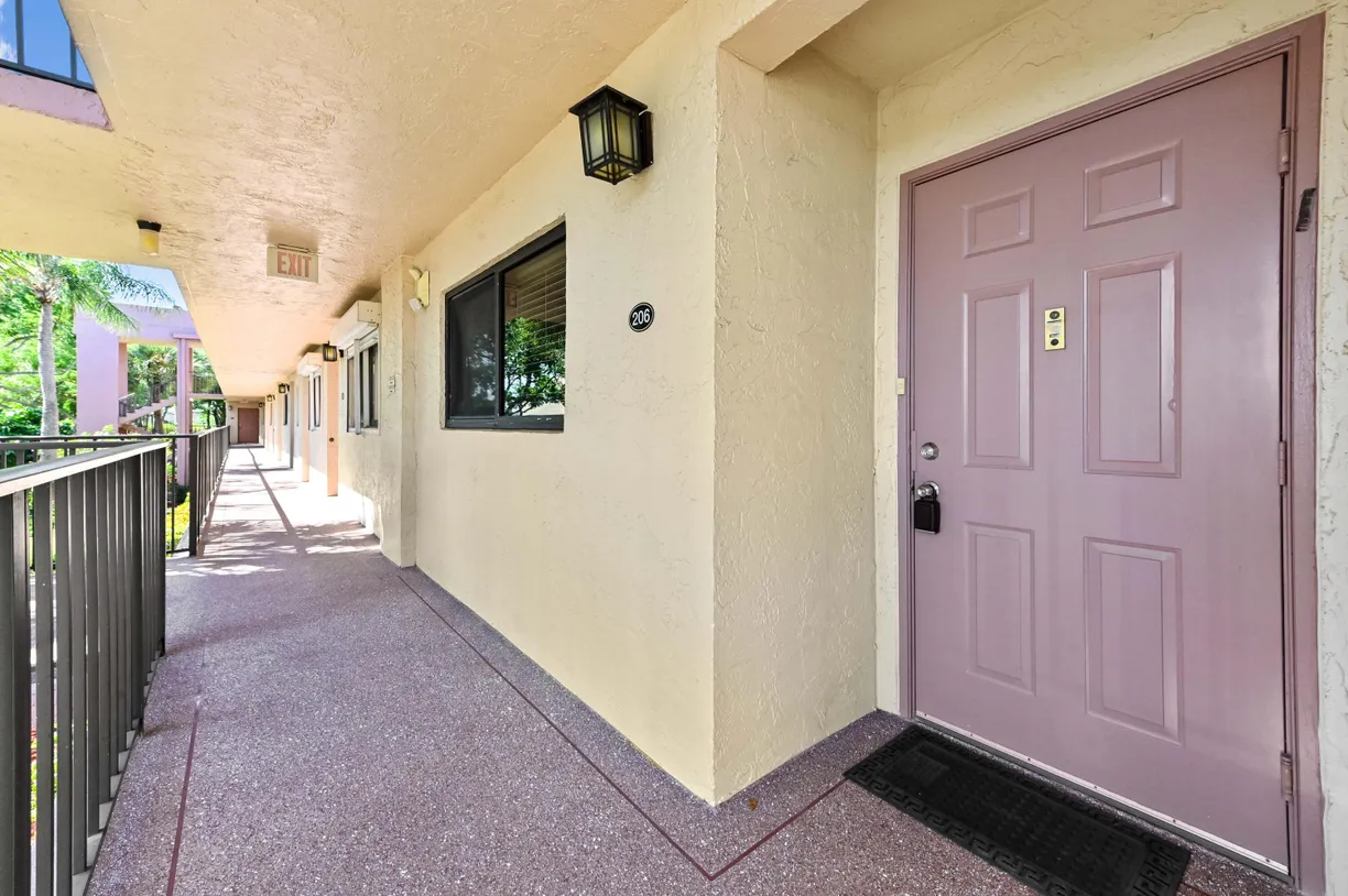 South Florida Real Estate | View 15461 Pembridge Drive, 206 | Listing