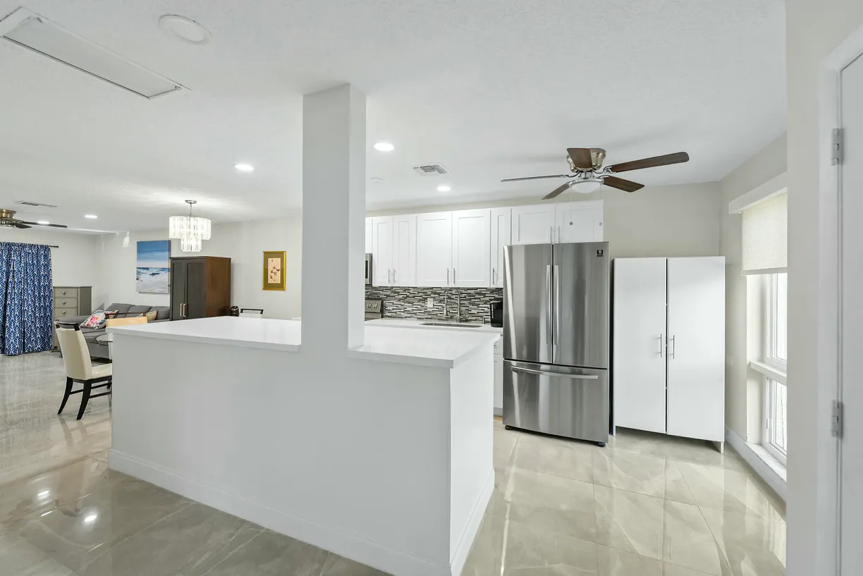 South Florida Real Estate | View 13984 Via Flora, C | Listing