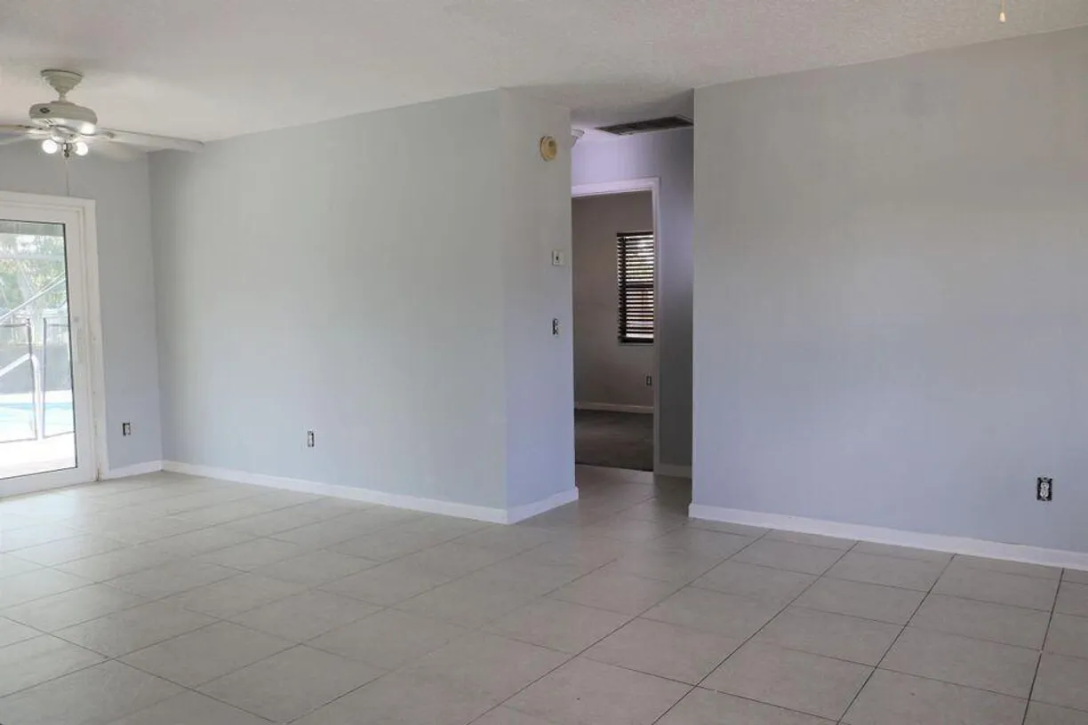 South Florida Real Estate | View 1852 SW Hampshire Lane | Listing