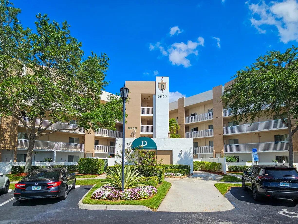 South Florida Real Estate | View 9563 Weldon Circle, D308 | 2 Beds, 2 Baths