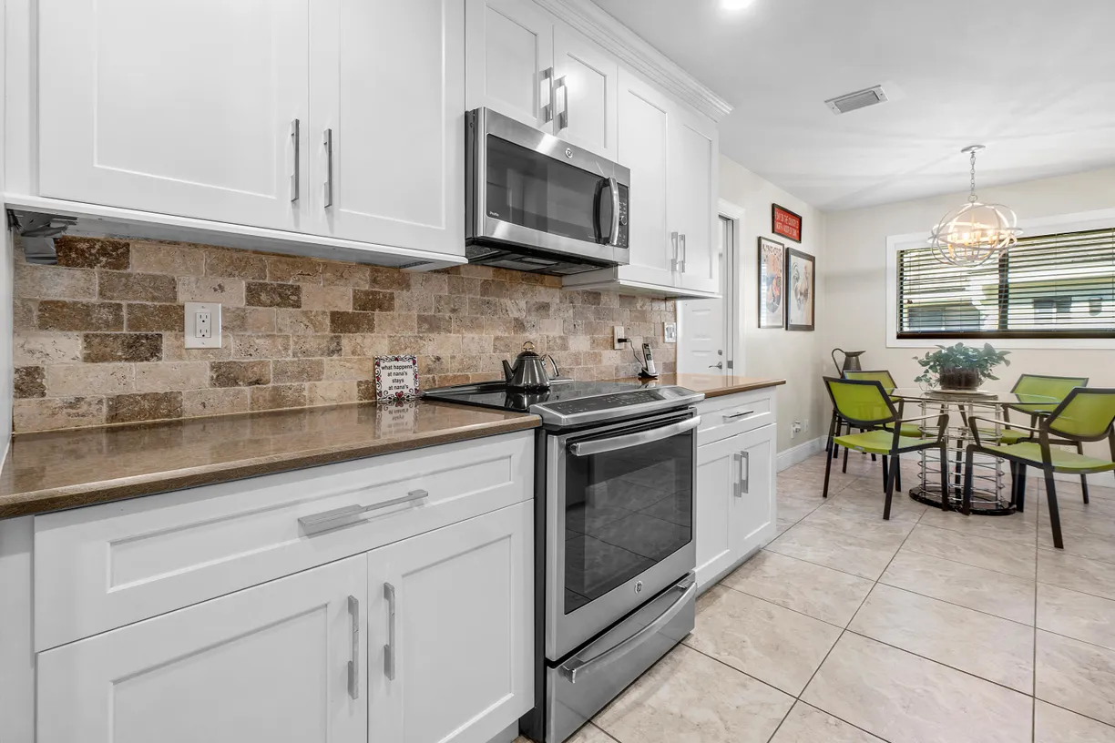 South Florida Real Estate | View 6892 Parisian Way | Listing