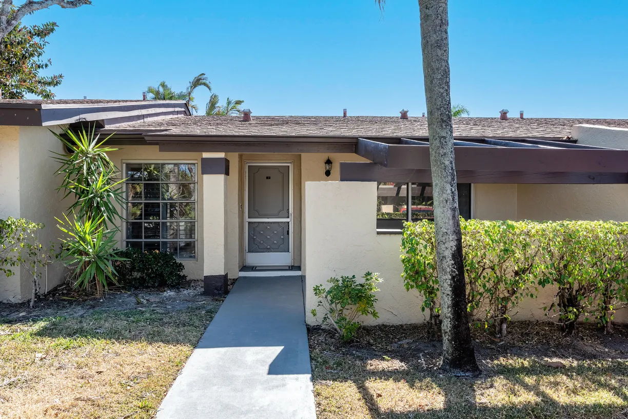 South Florida Real Estate | View 13653 Via Aurora, B | 2 Beds, 2 Baths