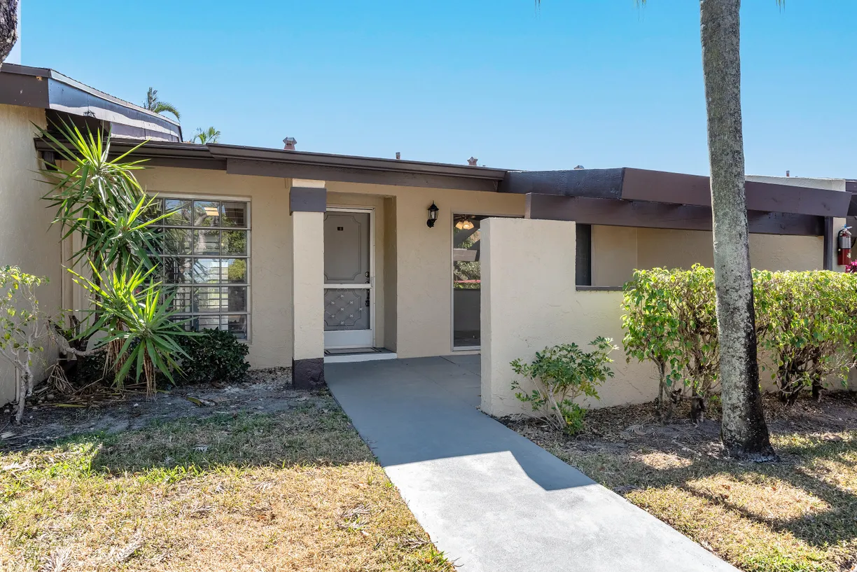 South Florida Real Estate | View 13653 Via Aurora, B | Listing
