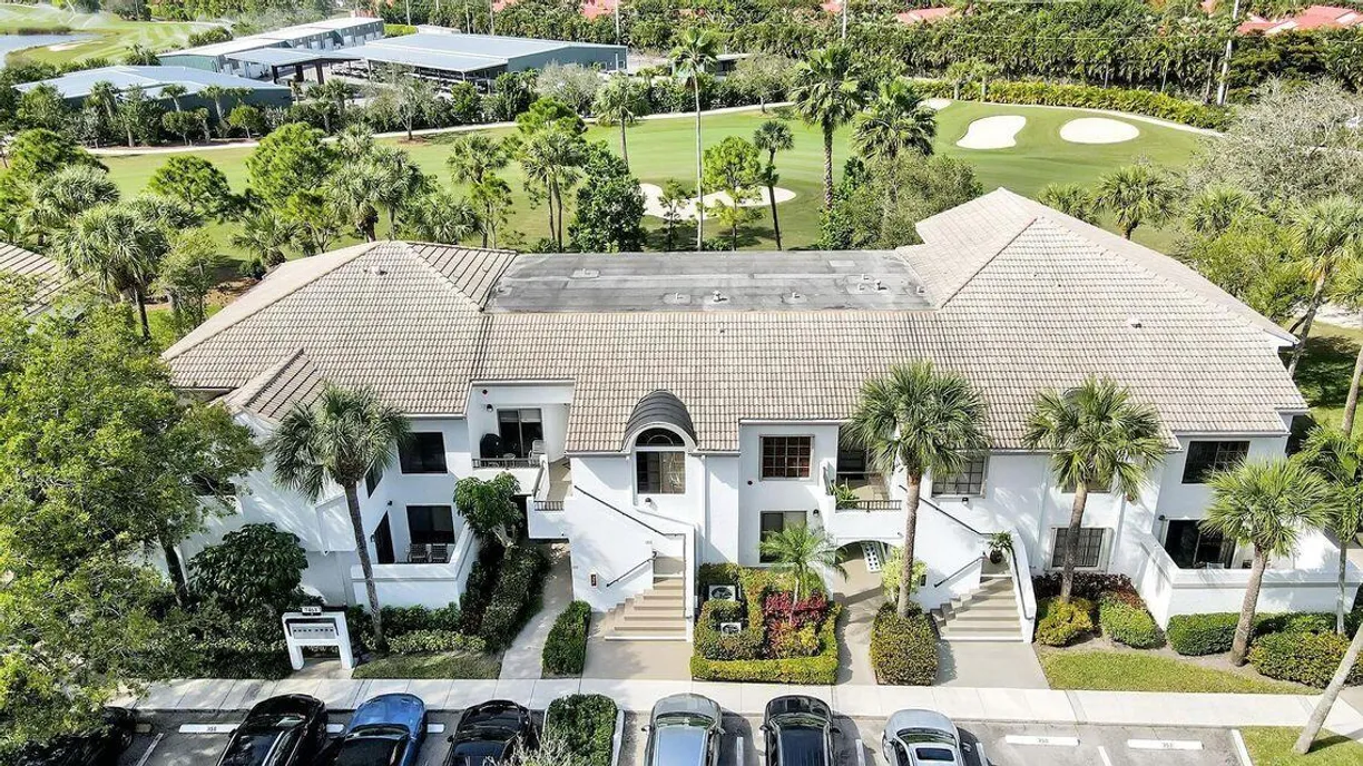 South Florida Real Estate | View 7449 Glendevon Lane, 106 | 2 Beds, 2 Baths