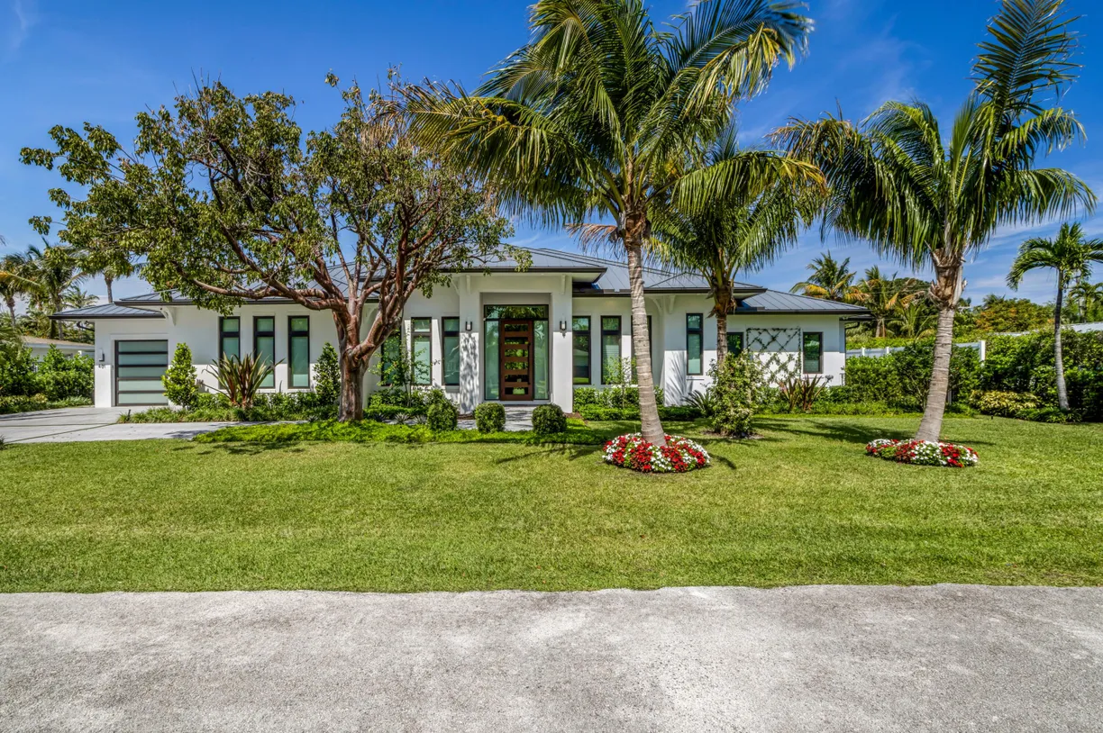 South Florida Real Estate | View 401 NW 18th Street | 5 Beds, 6 Baths