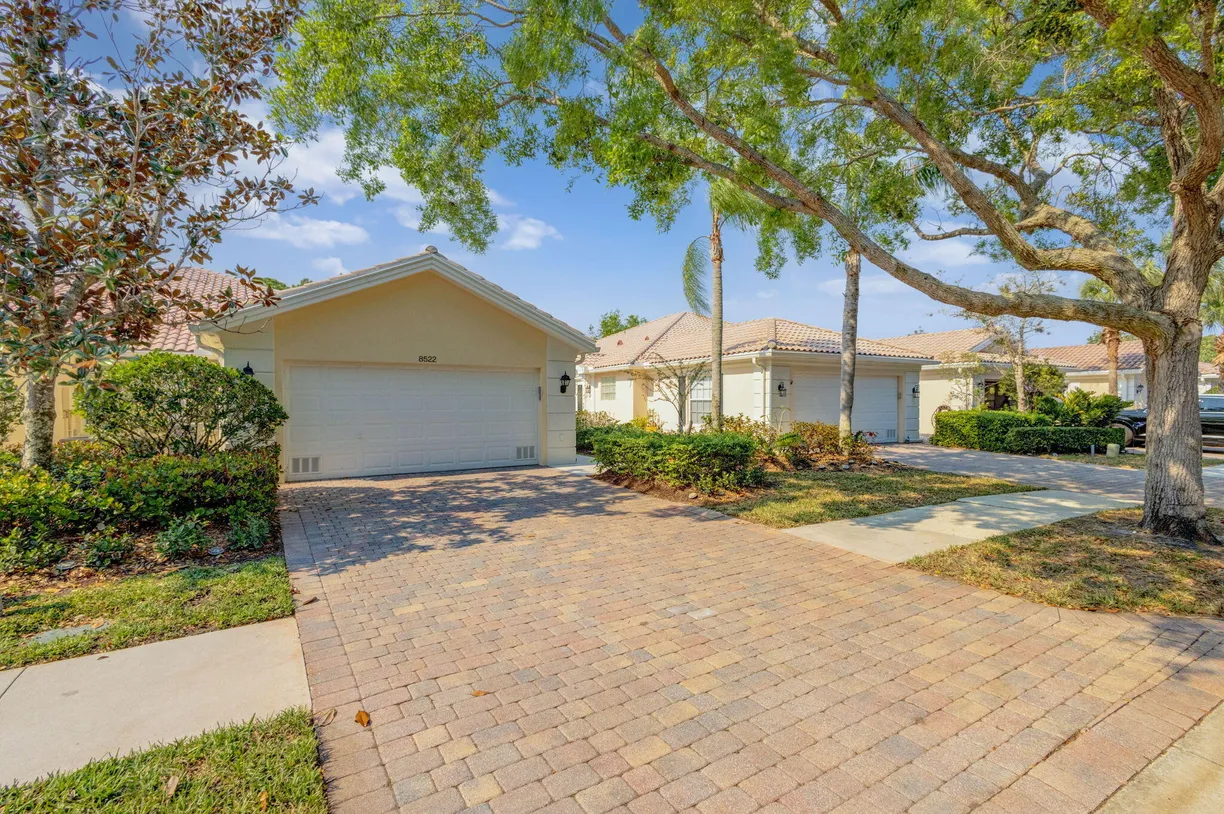 South Florida Real Estate | View 8522 SE Retreat Drive | Listing