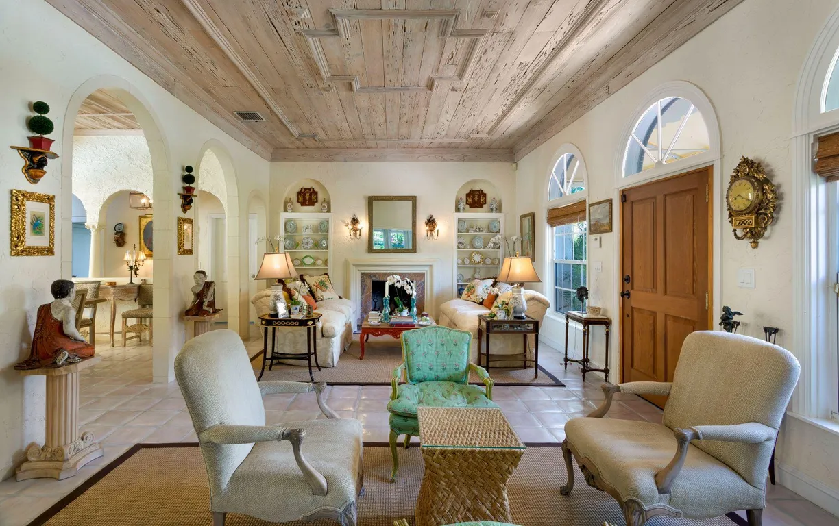 South Florida Real Estate | View 4210 Washington Road | 4 Beds, 4 Baths
