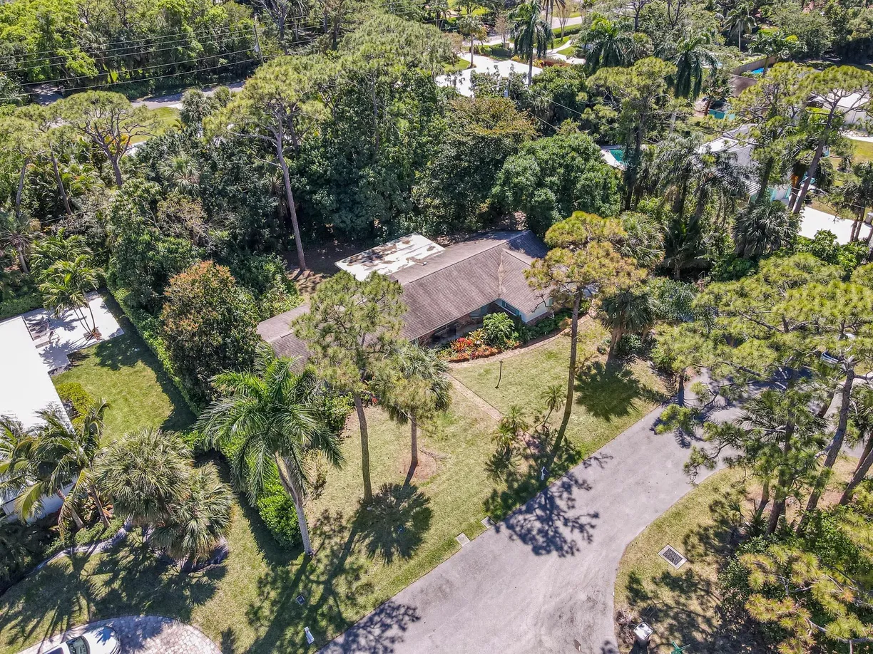 South Florida Real Estate | View 5528 Hibiscus Road | Listing