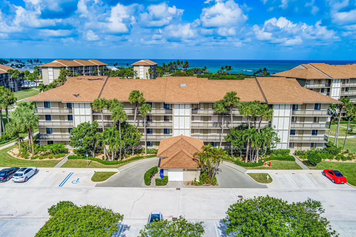 South Florida Real Estate | View 501 S Seas 202 Drive, 202 | Listing