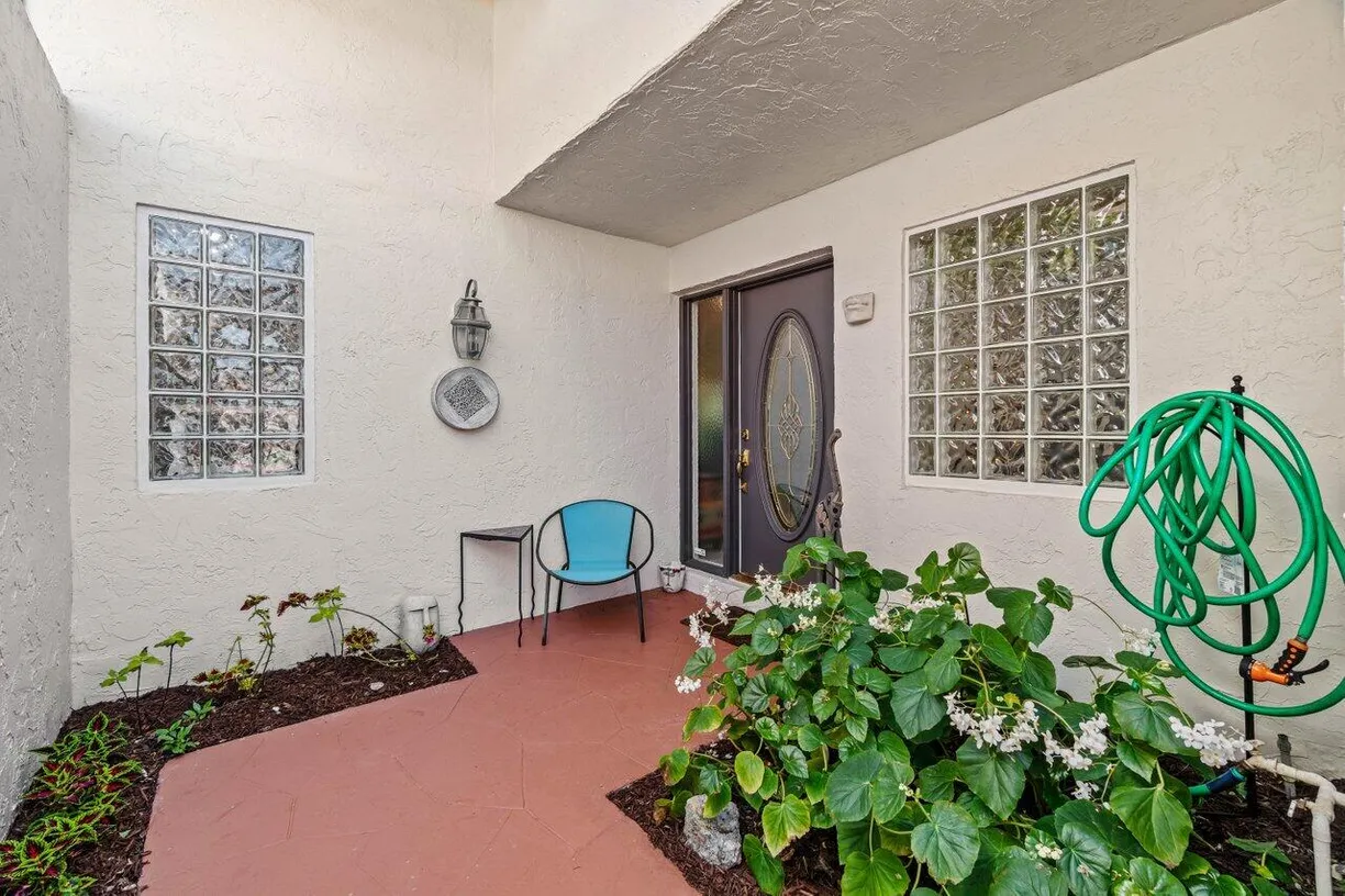 South Florida Real Estate | View 5791 Lakeview Mews Place | Listing