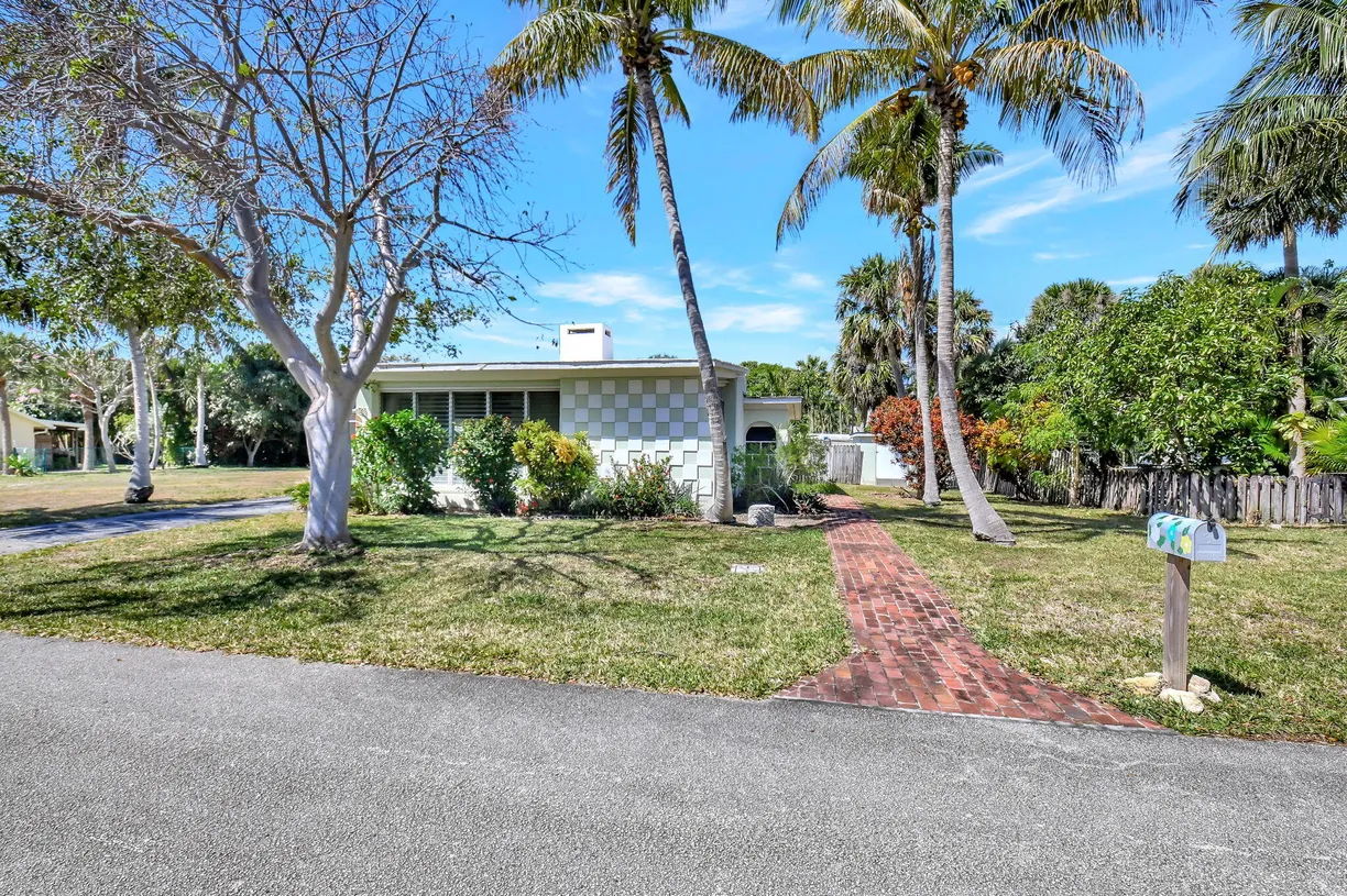 South Florida Real Estate | View 3214 Pierson Drive | Listing