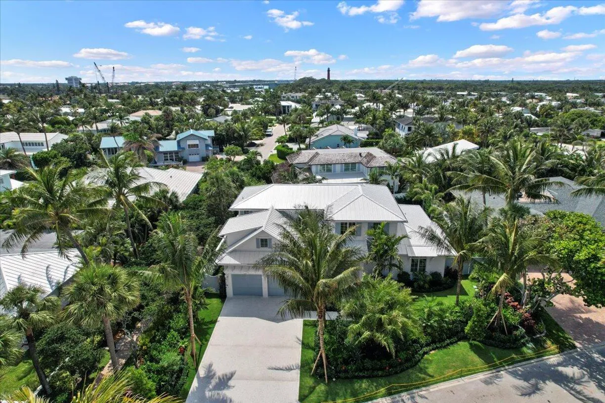 South Florida Real Estate | View 34 Ocean Drive | 5 Beds, 5 Baths