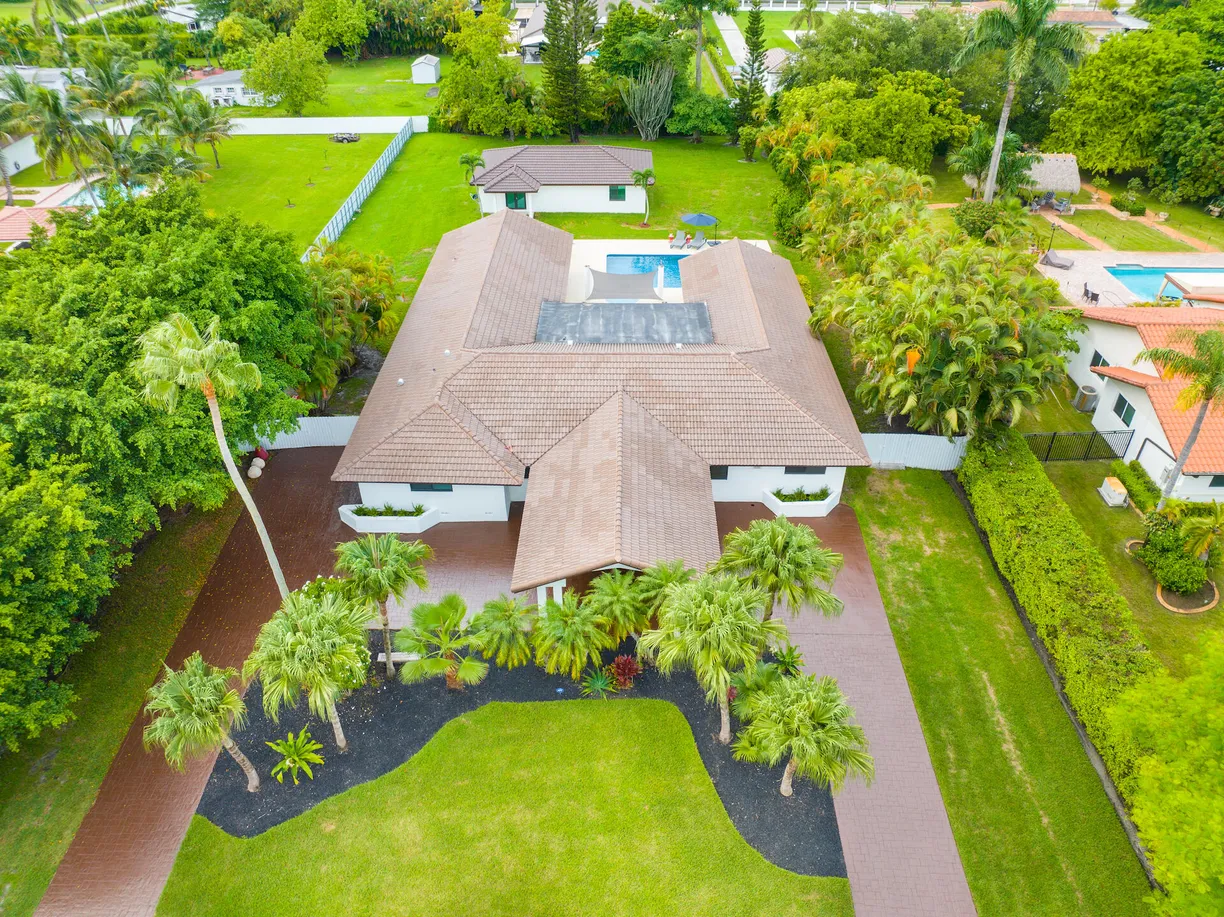South Florida Real Estate | View 420 SW 128th Avenue | 8 Beds, 6 Baths