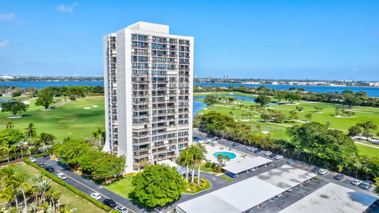 South Florida Real Estate | View 2000 Presidential Way, 702 | Listing