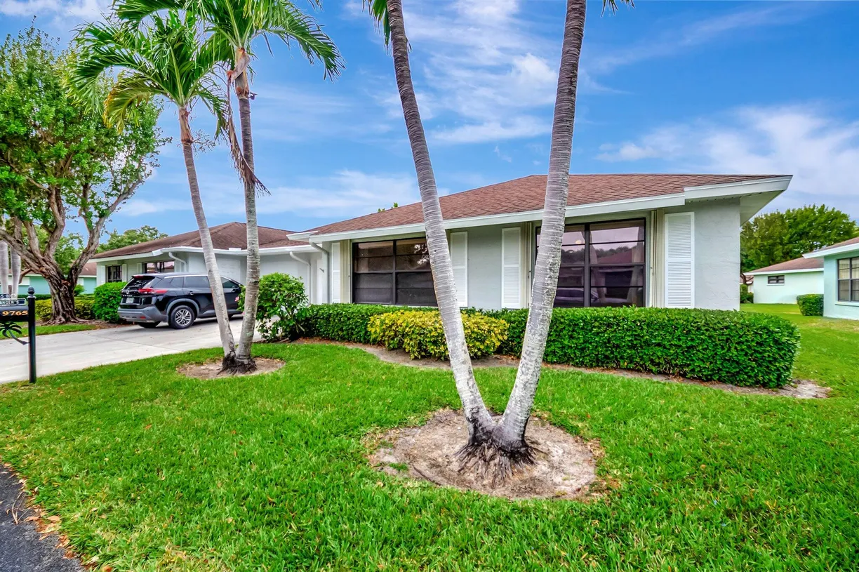 South Florida Real Estate | View 9765 Pecan Tree Drive, B | Listing