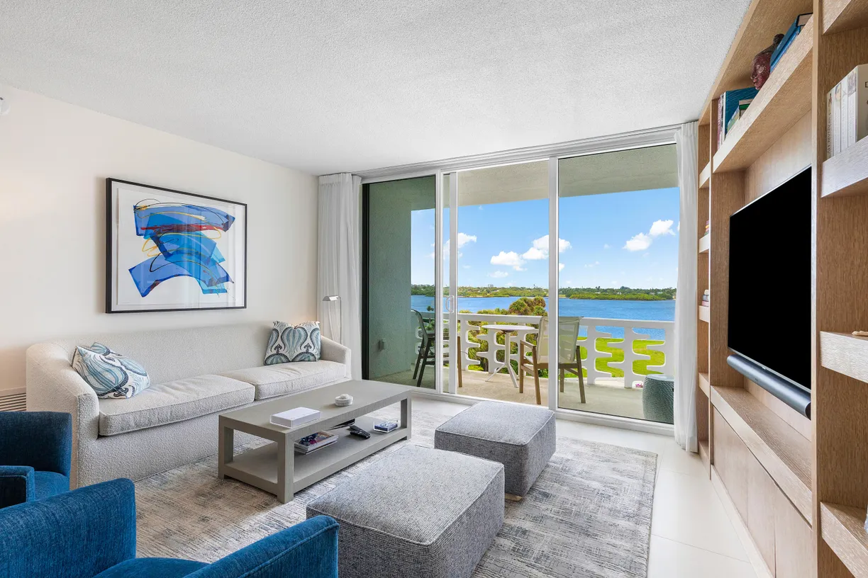 South Florida Real Estate | View 2760 S Ocean Boulevard, 417 | 2 Beds, 2 Baths