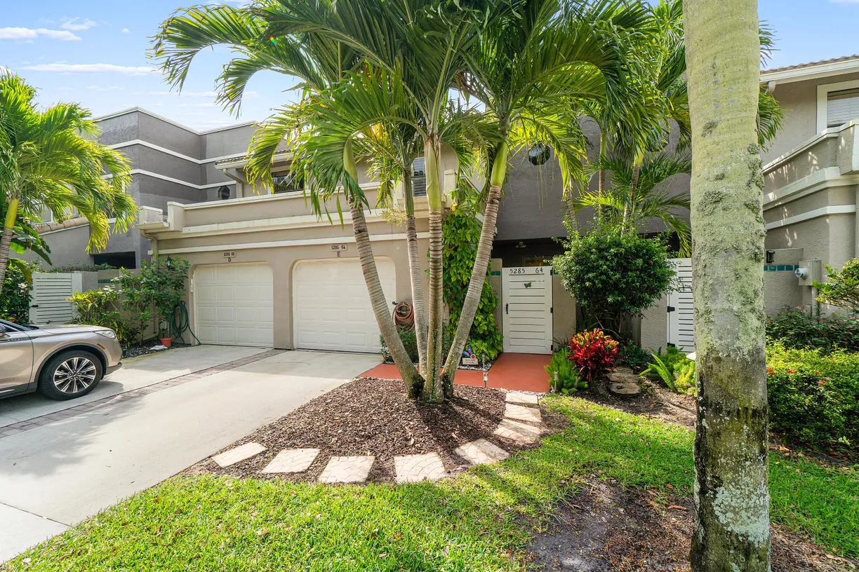 South Florida Real Estate | View 5285 Monterey Circle | Listing