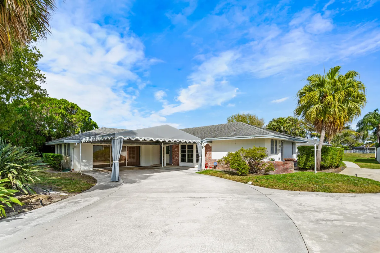 South Florida Real Estate | View 4705 Holly Drive | Listing