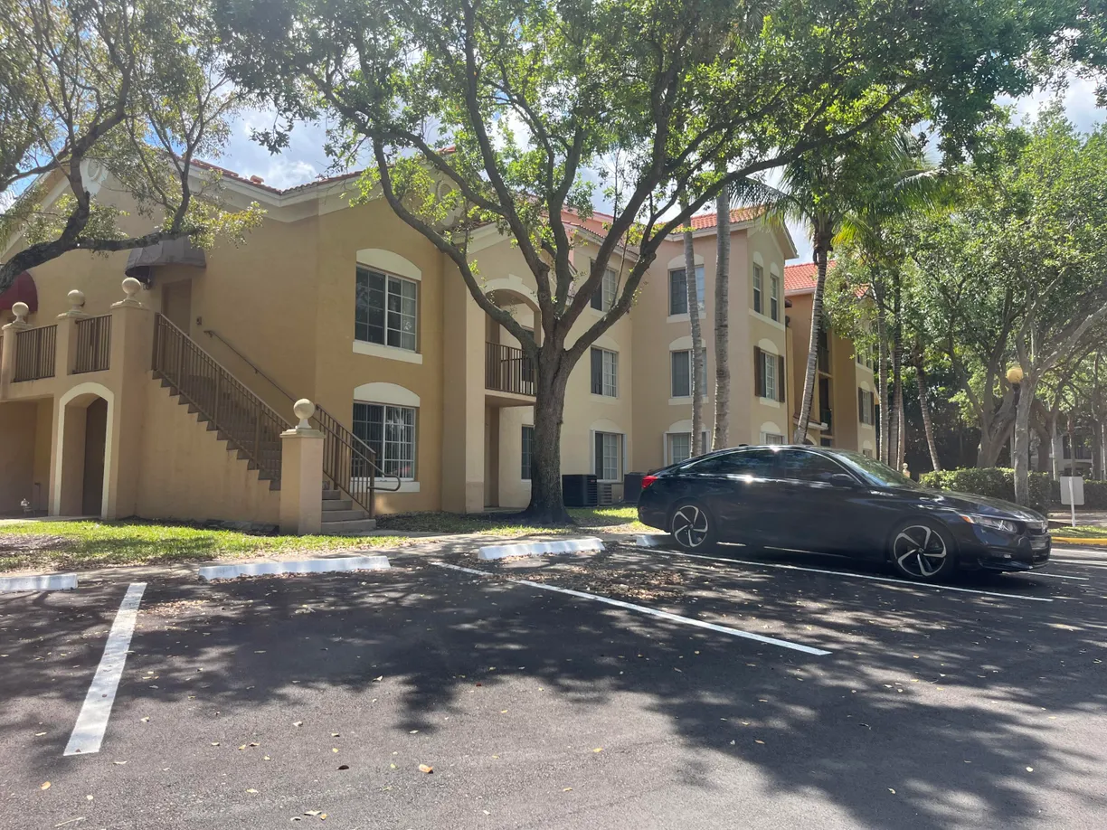 South Florida Real Estate | View 4271 San Marino Boulevard, 208 | Listing
