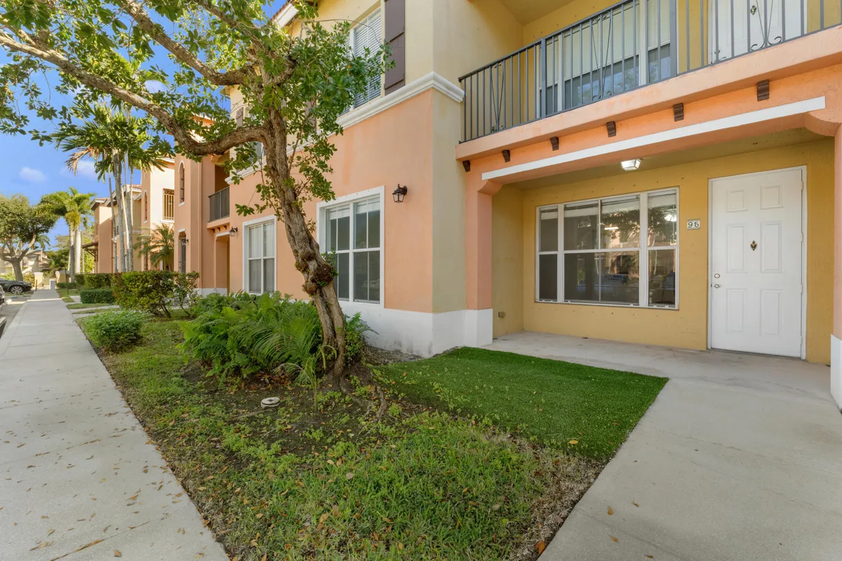 South Florida Real Estate | View 3565 Forest Hill Boulevard, 95 | 3 Beds, 2 Baths