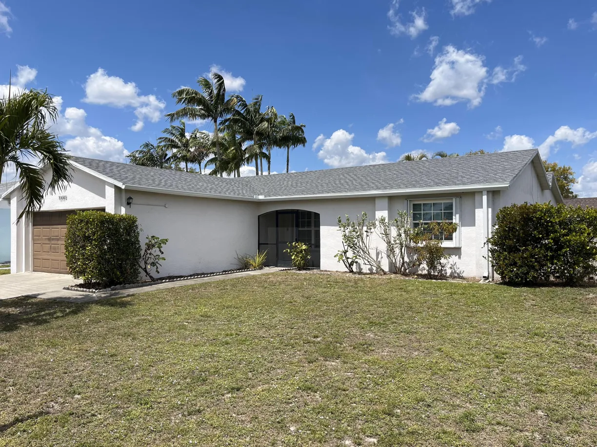 South Florida Real Estate | View 10089 Penzance Lane | Listing