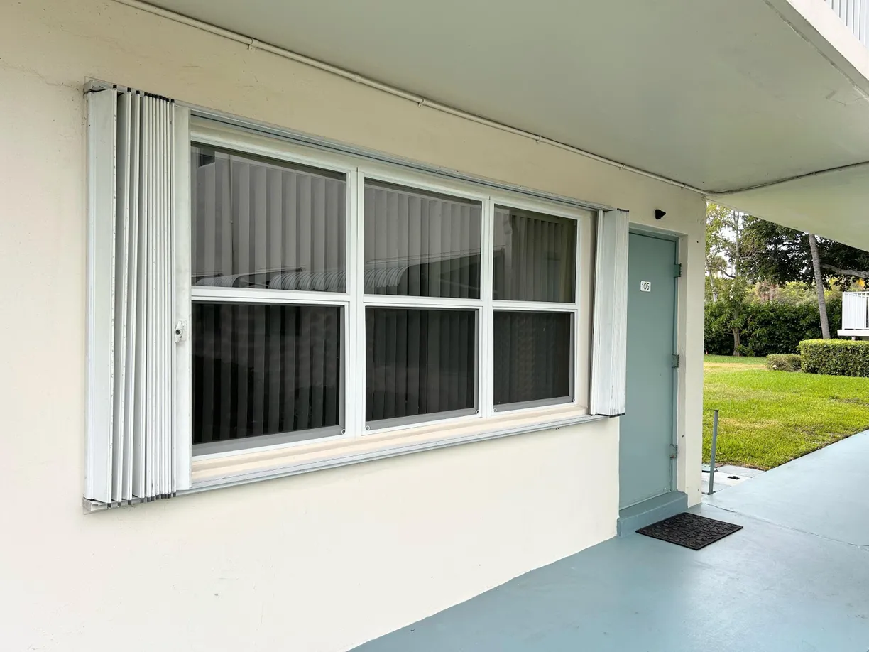 South Florida Real Estate | View 480 Horizons W, 105 | 1 Bed, 1 Bath