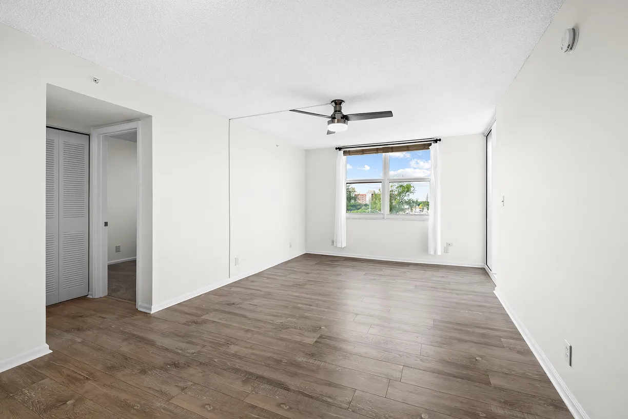South Florida Real Estate | View 1505 N Riverside Drive, 405 | Listing