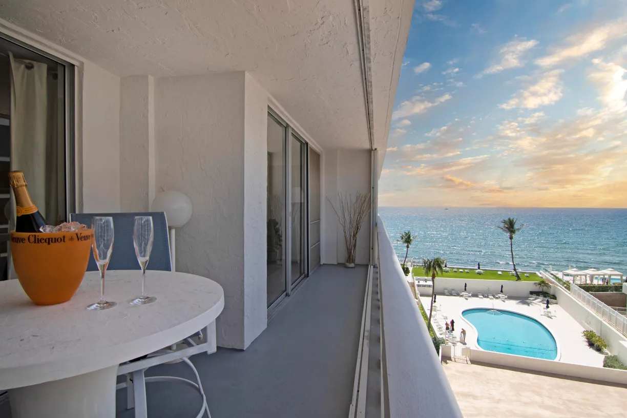 South Florida Real Estate | View 3570 S Ocean Boulevard, 706 | 1 Bed, 1 Bath
