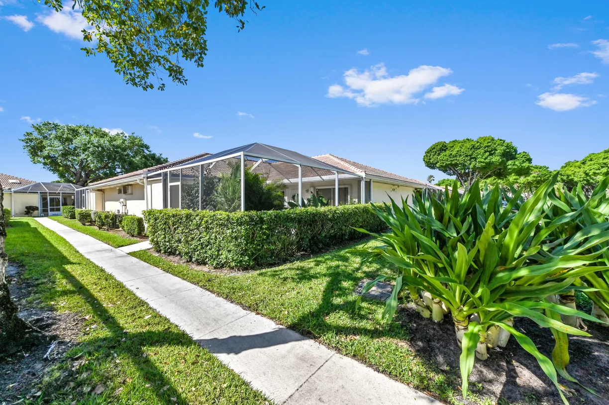 South Florida Real Estate | View 9189 Sun Terrace Circle, B | 2 Beds, 2 Baths