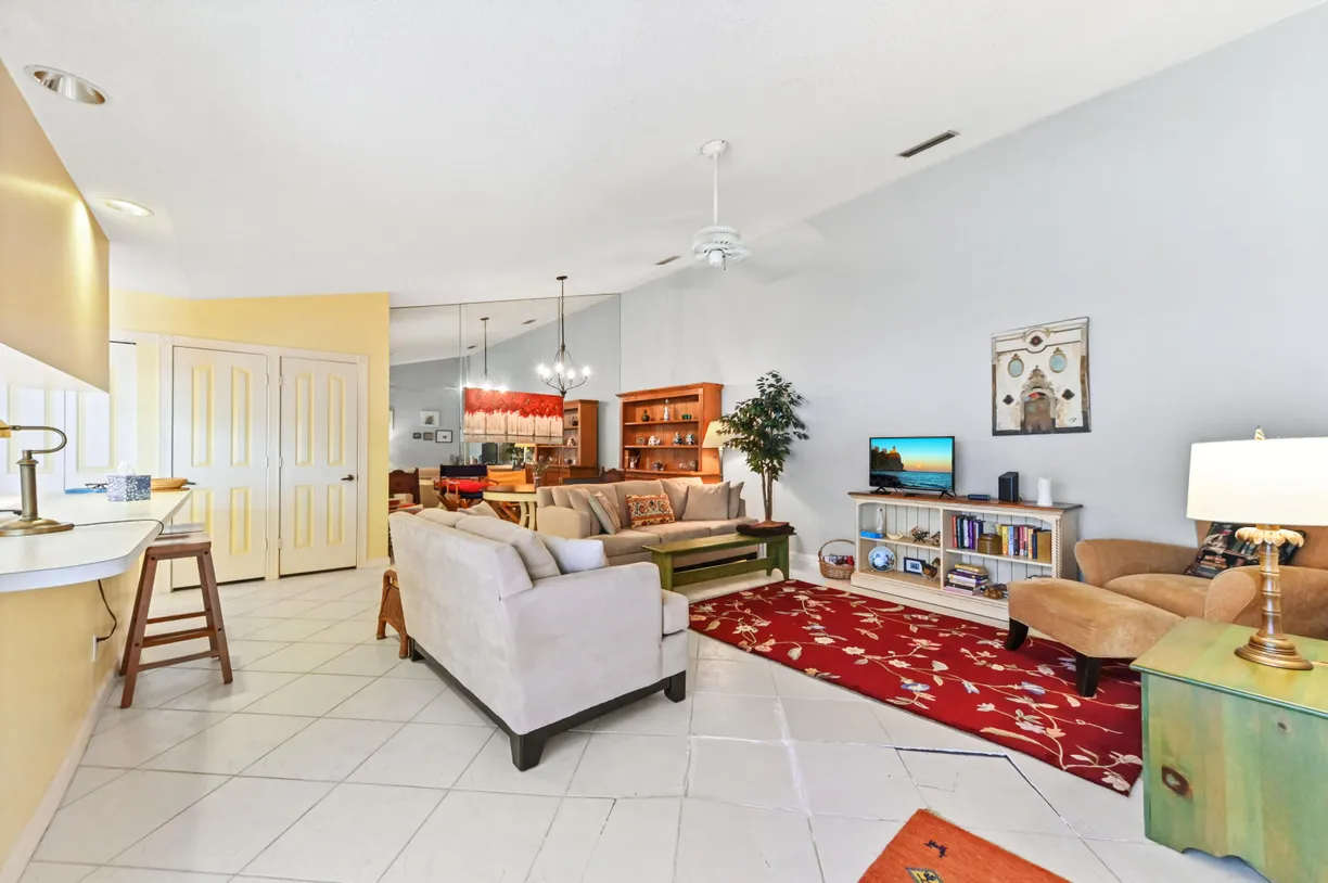 South Florida Real Estate | View 9189 Sun Terrace Circle, B | Listing