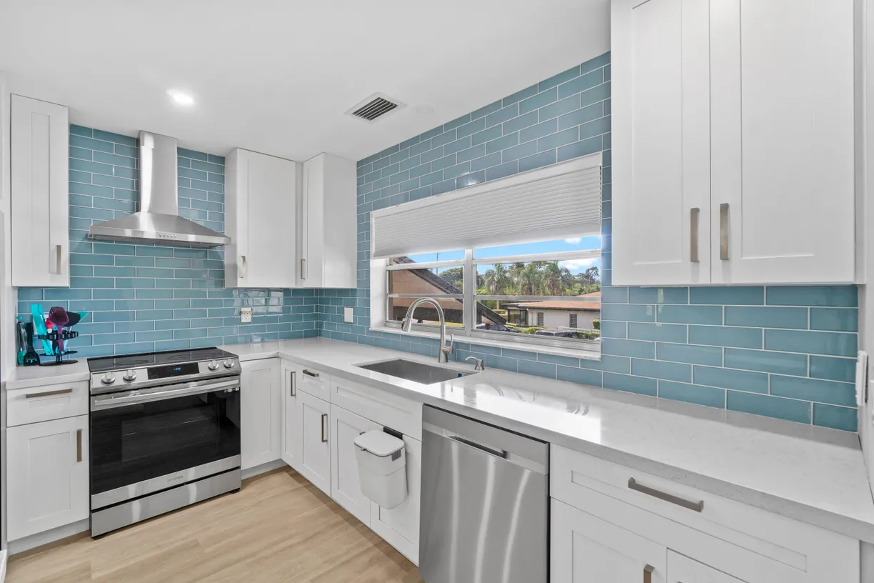 South Florida Real Estate | View 13937 Royal Palm Court, B | Listing