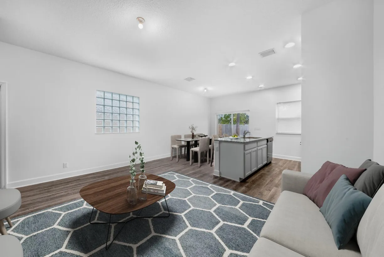 South Florida Real Estate | View 607 N F Street | Listing