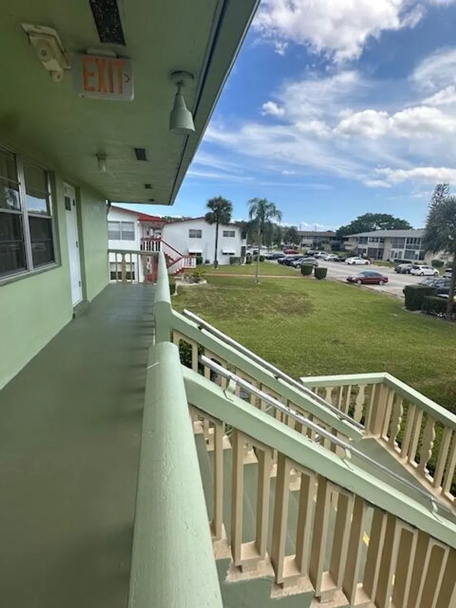 South Florida Real Estate | View 72 Norwich C | Listing