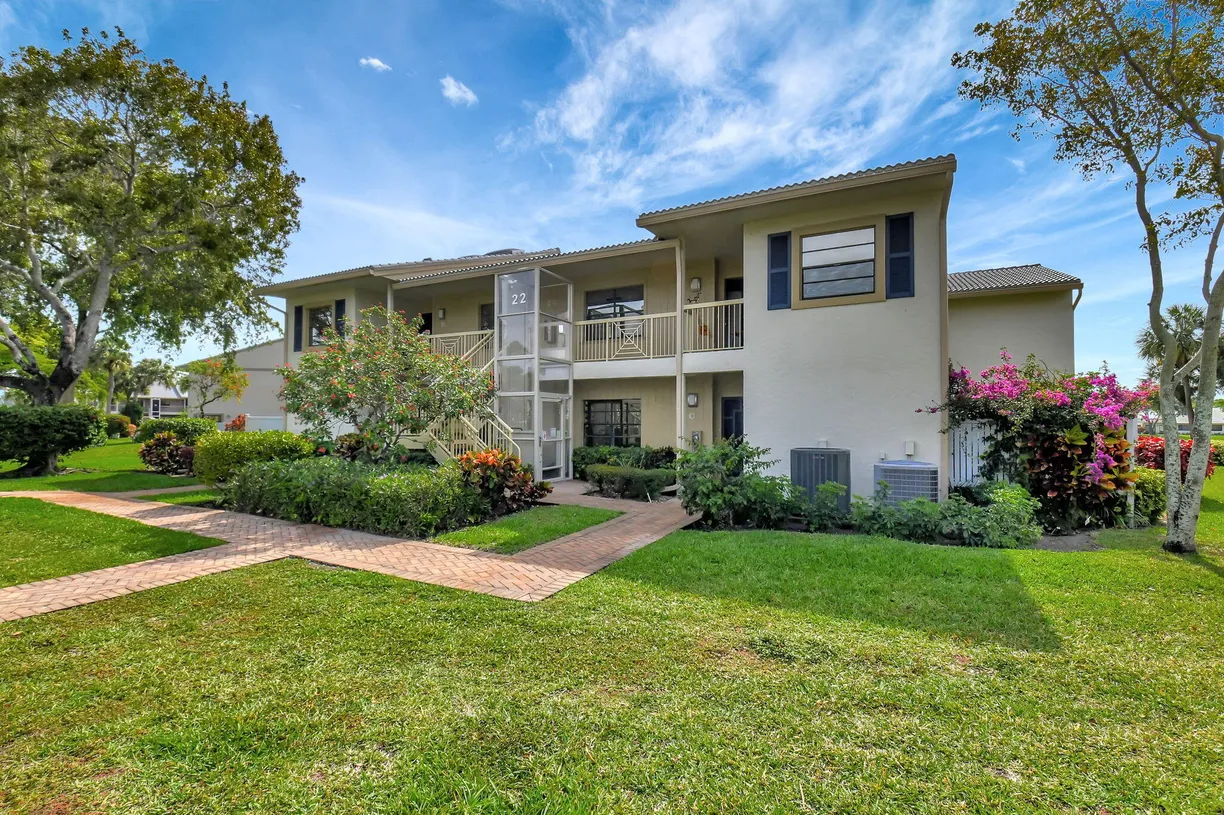 South Florida Real Estate | View 22 Eastgate Drive, D | Listing