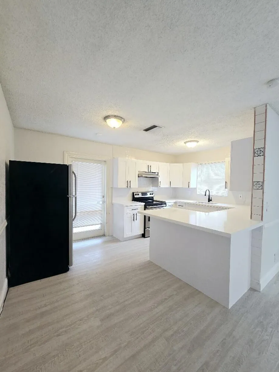 South Florida Real Estate | View 416 SW 7th Court | Listing