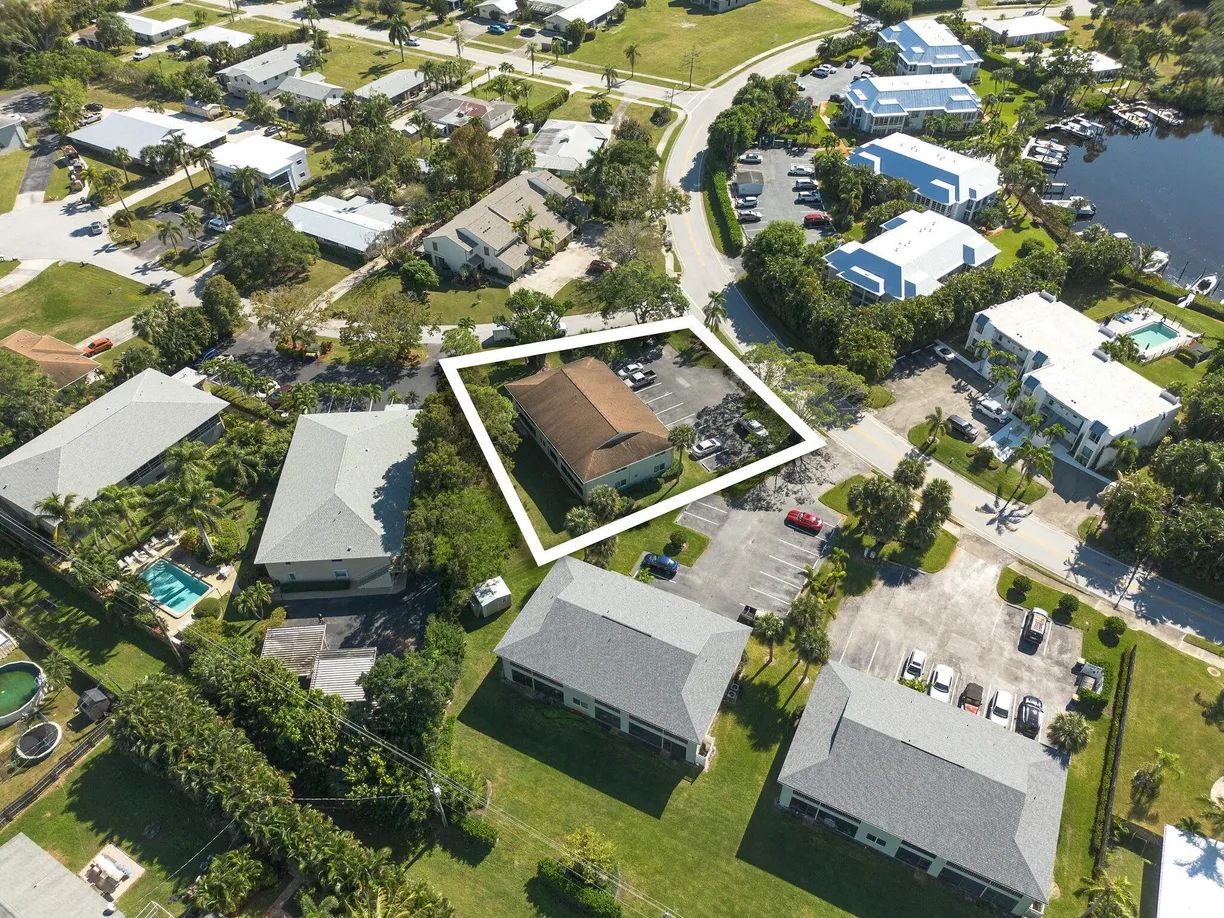 South Florida Real Estate | View 983 NW Spruce Ridge Drive, 2 | Listing