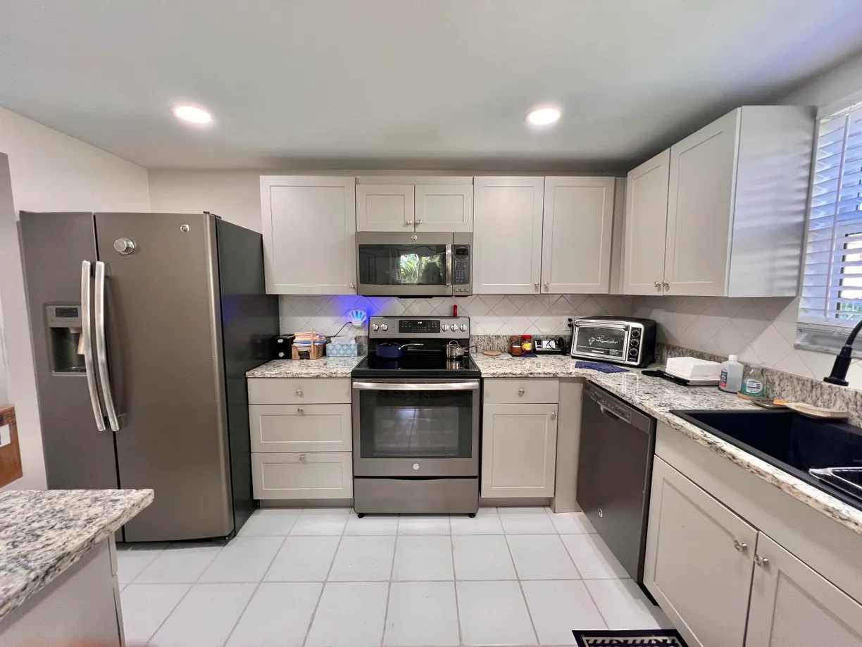 South Florida Real Estate | View 720 N Dixie Highway, 303 | Listing