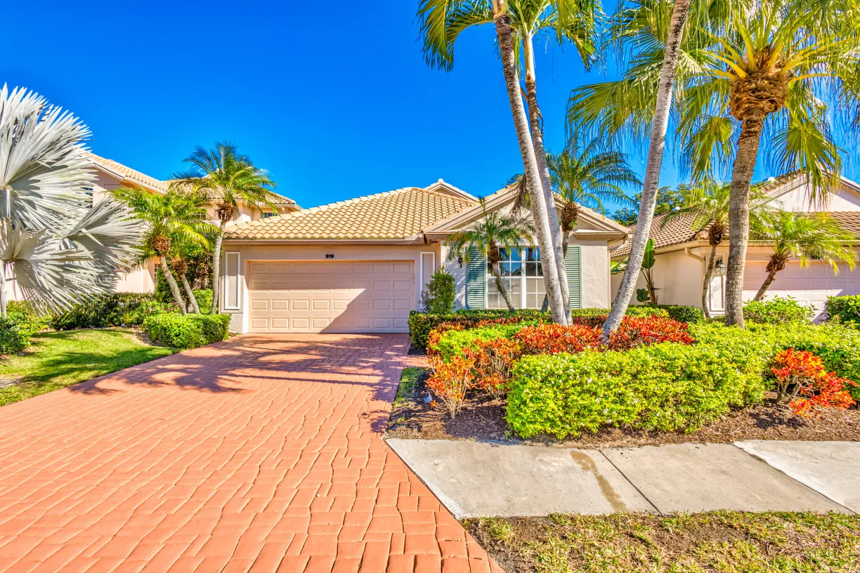 South Florida Real Estate | View 919 Augusta Pointe Drive | Listing