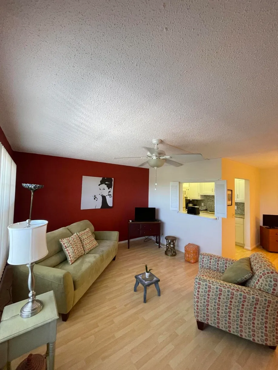 South Florida Real Estate | View 4028 Ellesmere B, 4028 | Listing