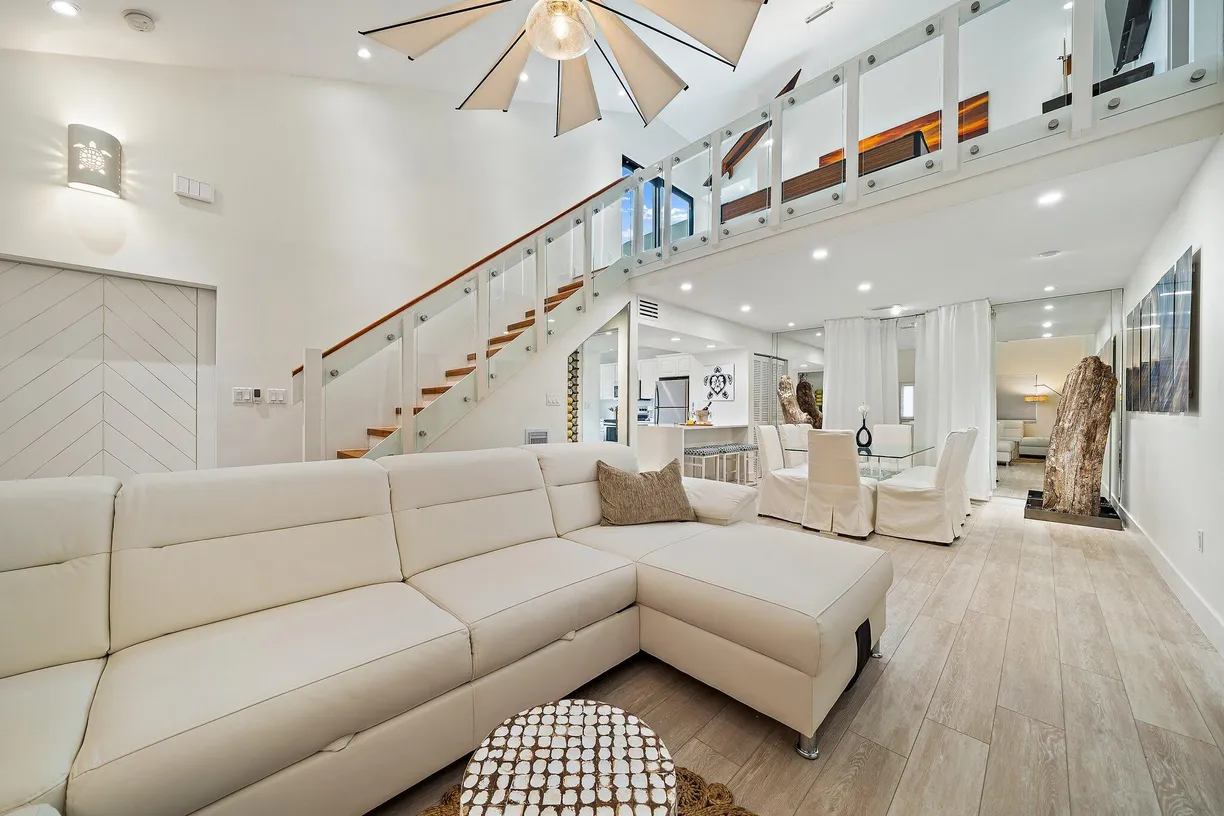 South Florida Real Estate | View 350 Bella Vista Court, 50 | 3 Beds, 2 Baths