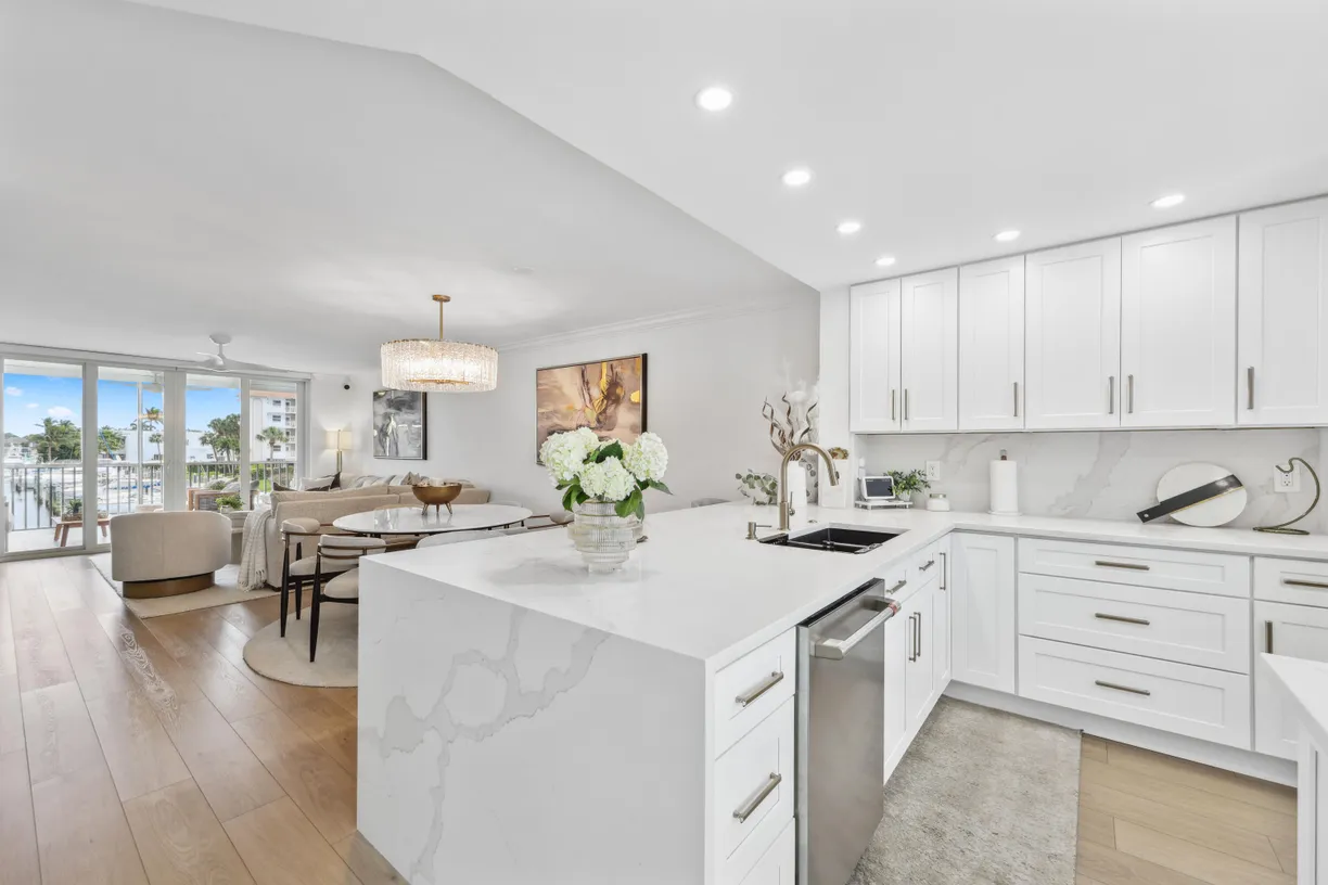 South Florida Real Estate | View 2649 Florida Boulevard, 217 | 2 Beds, 2 Baths
