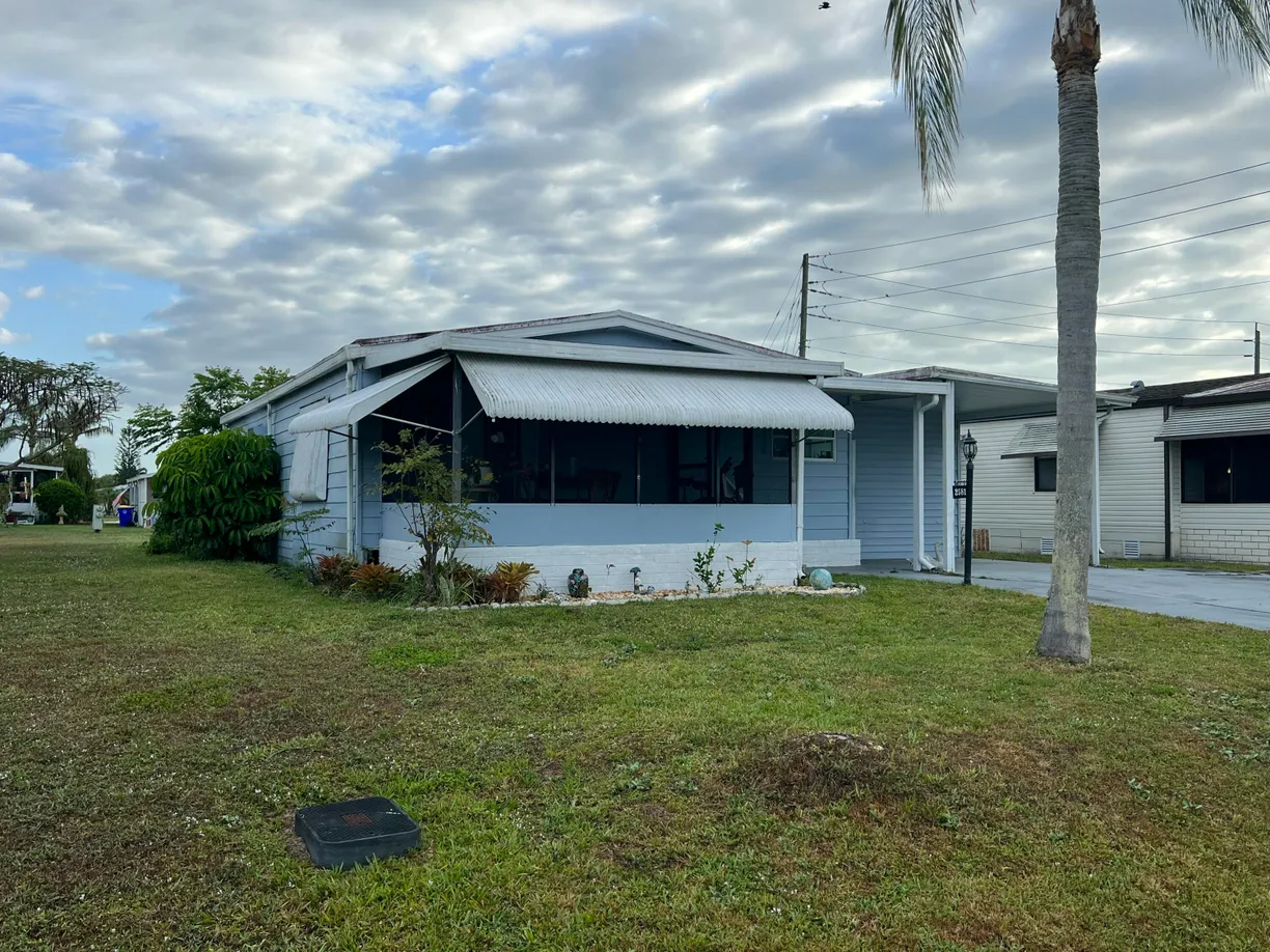 South Florida Real Estate | View 2581 SW Pontiac Place | Listing