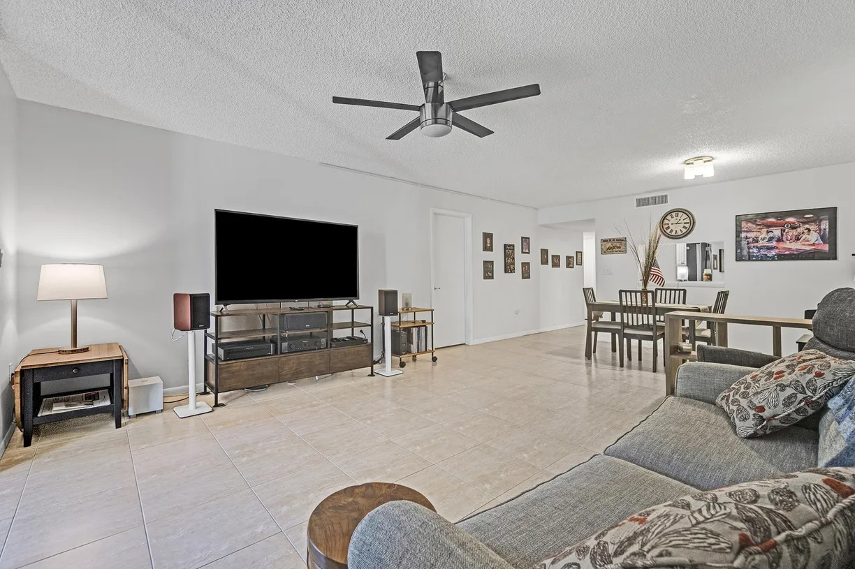 South Florida Real Estate | View 1555 S Federal Highway, 107 | Listing