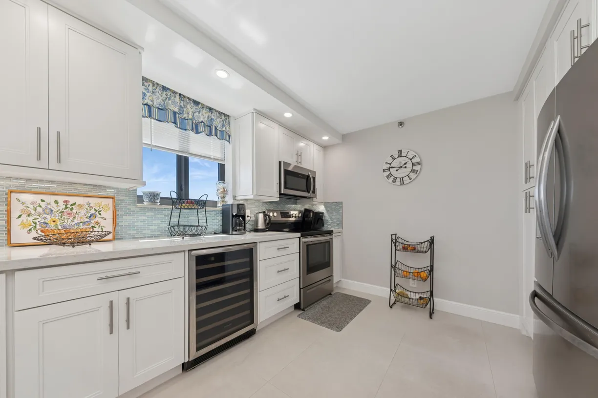 South Florida Real Estate | View 3400 S Ocean 11a Boulevard, 11a | Listing