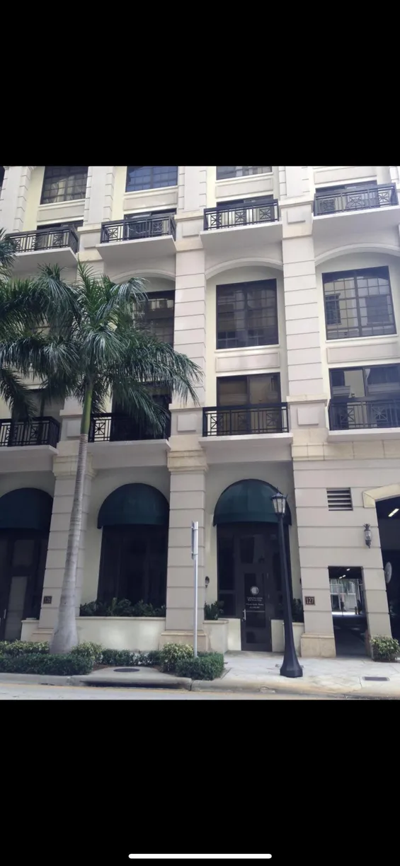 South Florida Real Estate | View 801 S Olive Avenue, 127 | 1 Bed, 1 Bath