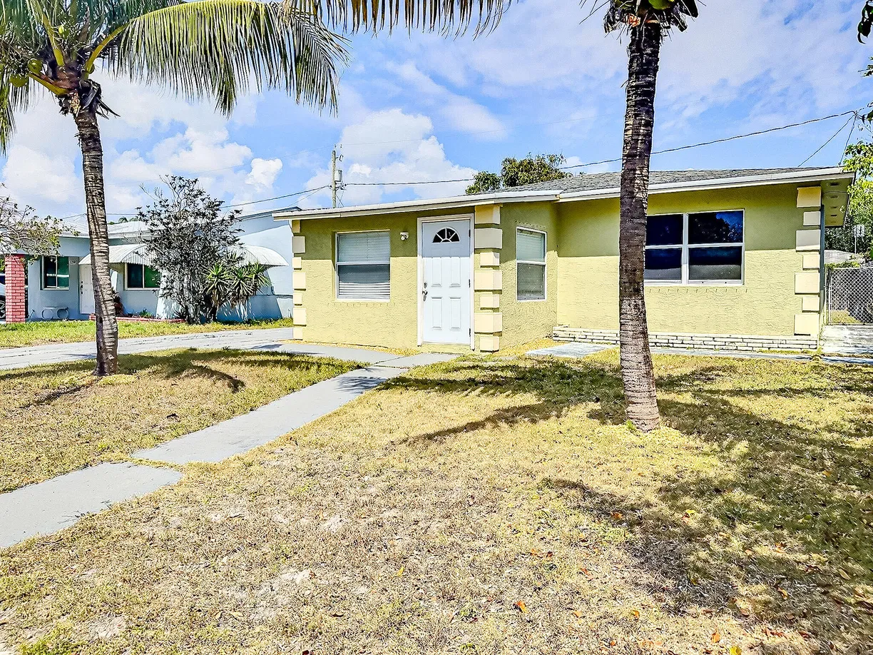 South Florida Real Estate | View 1206 Crestwood Boulevard | 2 Beds, 1 Bath