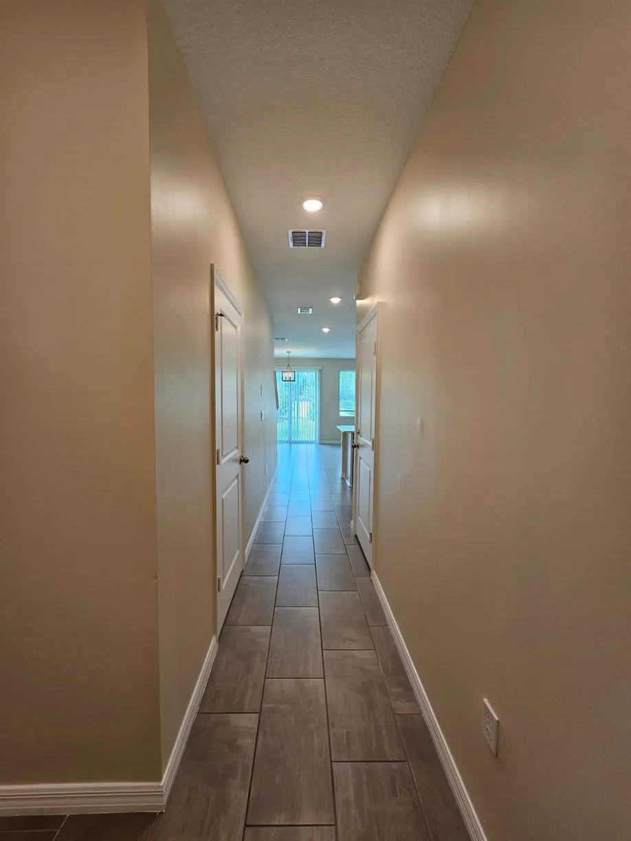 South Florida Real Estate | View 4041 Hot Springs Avenue | Listing