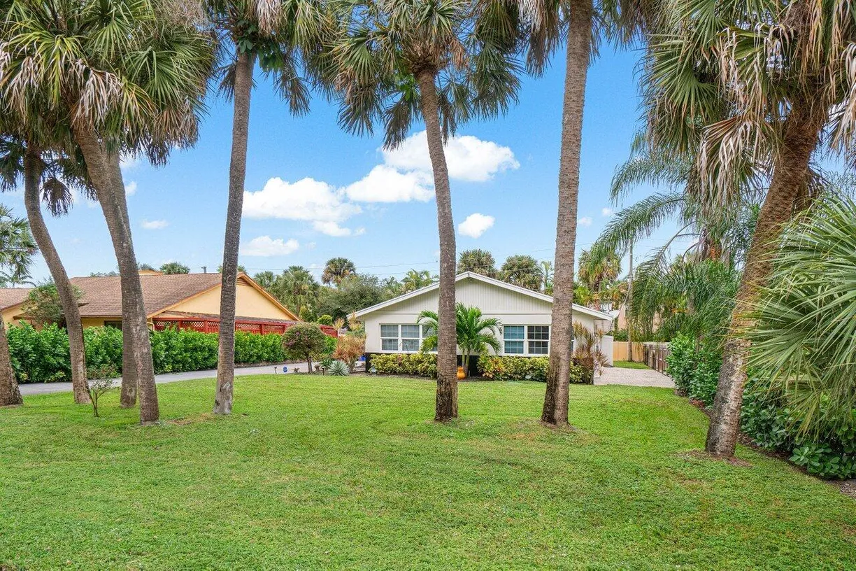 South Florida Real Estate | View 4323 Redding Road | Listing