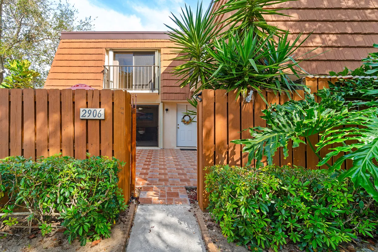South Florida Real Estate | View 2906 29th Court | Listing